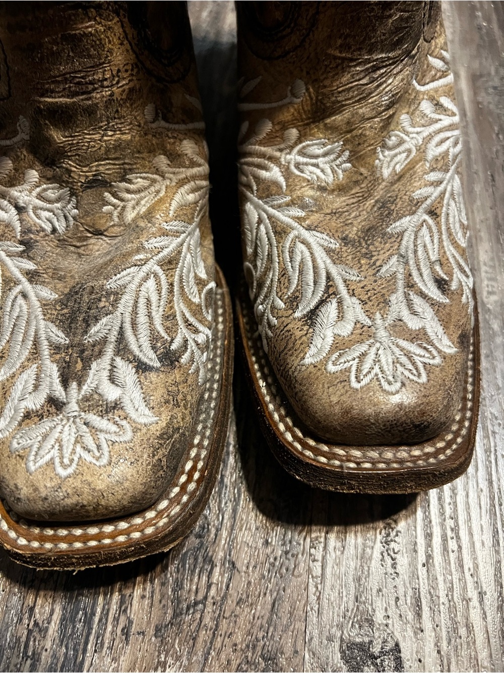 Woman’s Embroidered Brown Western Boots - CORRAL Brand, Size 7.5 - Picture 5 of 5
